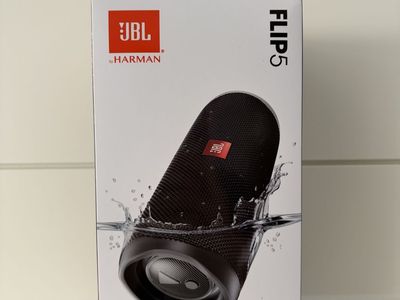 Waterproof JBL Flip 5 Speaker