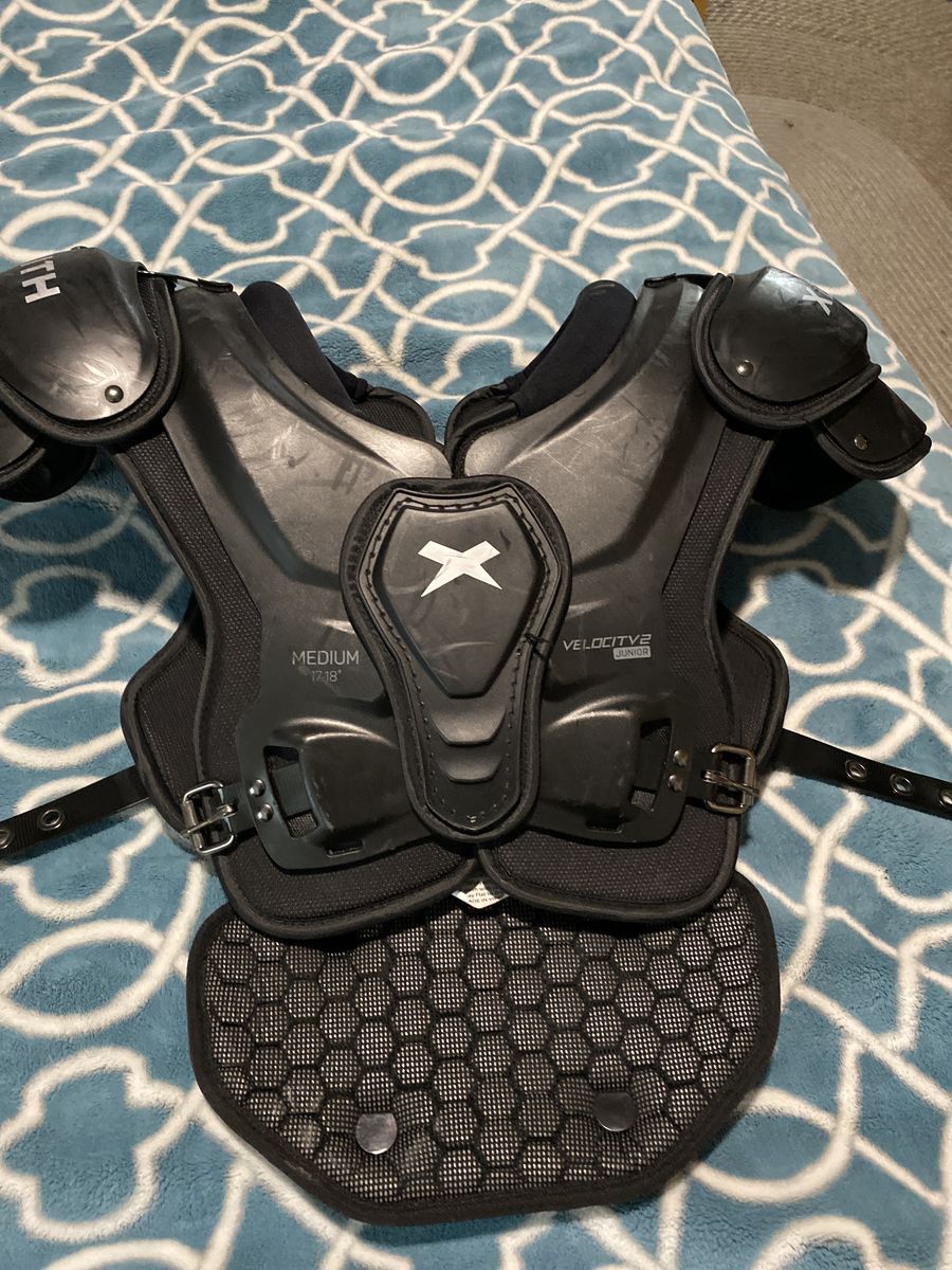 Xenith velocity 2 junior pads with shock doctor backplate