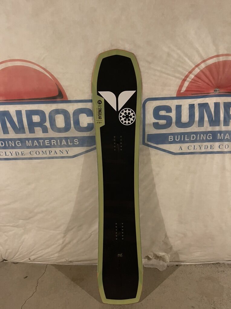 Mens Snowboard