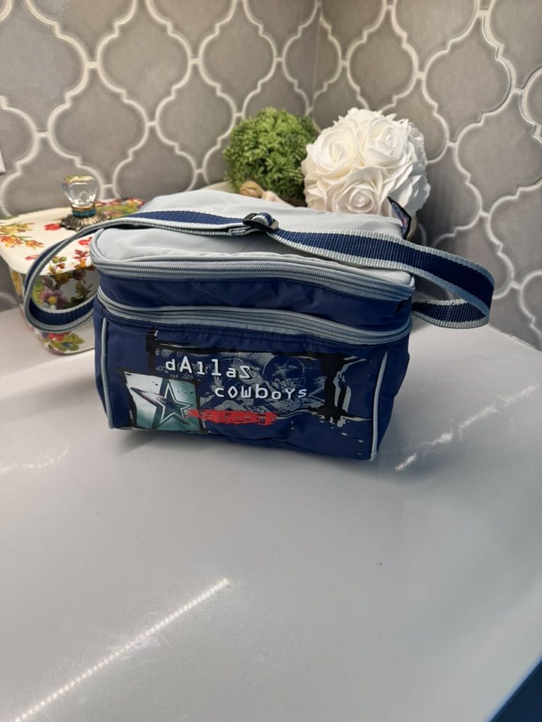 Vintage NFL Dallas Cowboys Lunchbox/ Cooler
