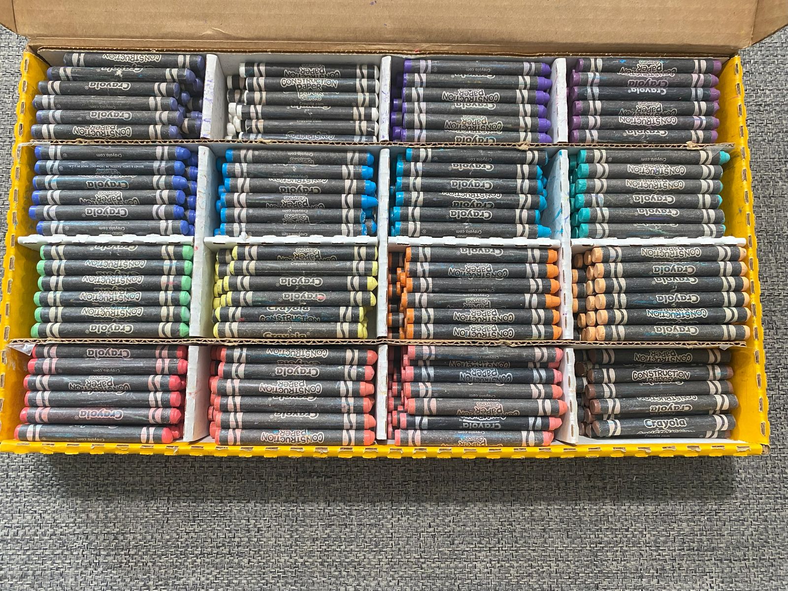 Crayola Construction Paper Crayons