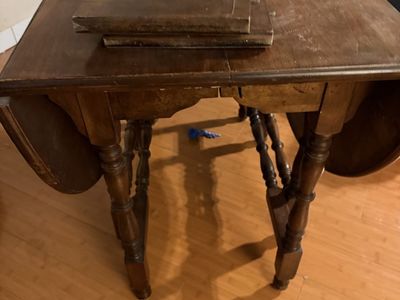 Vintage Wooden Drop Leaf Table with Gate Legs - Classic Farmhouse Style Dining/Console Table