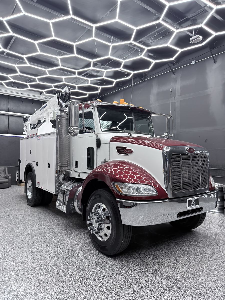 2007 Peterbilt 330 Service Truck