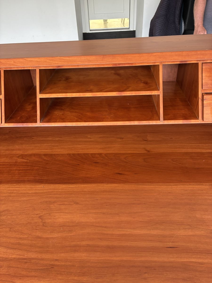 Main image 5