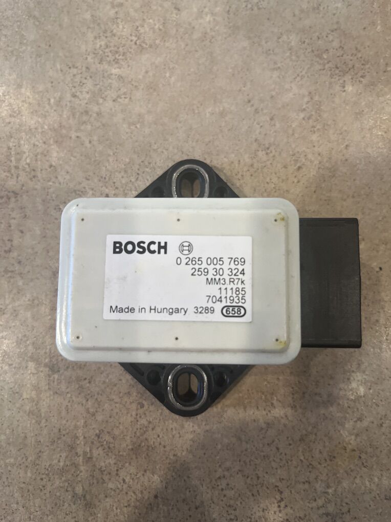 2007 - 2011 GMC Chevy Cadillac Suspension Sensor