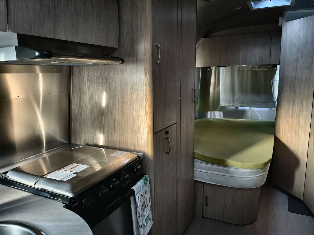 Main image 27