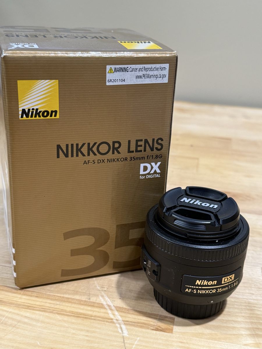 Nikon AF-S DX NIKKOR 35mm f/1.8G Prime Lens for Digital DX-format Cameras, Like New