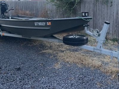 Go devil hunting boat