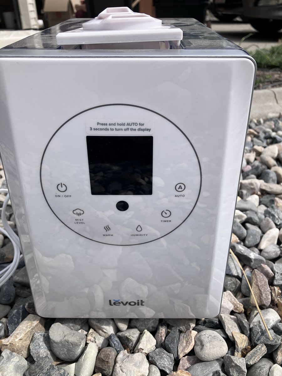 Levoit HumidifierWarm & Cool Mist – $25