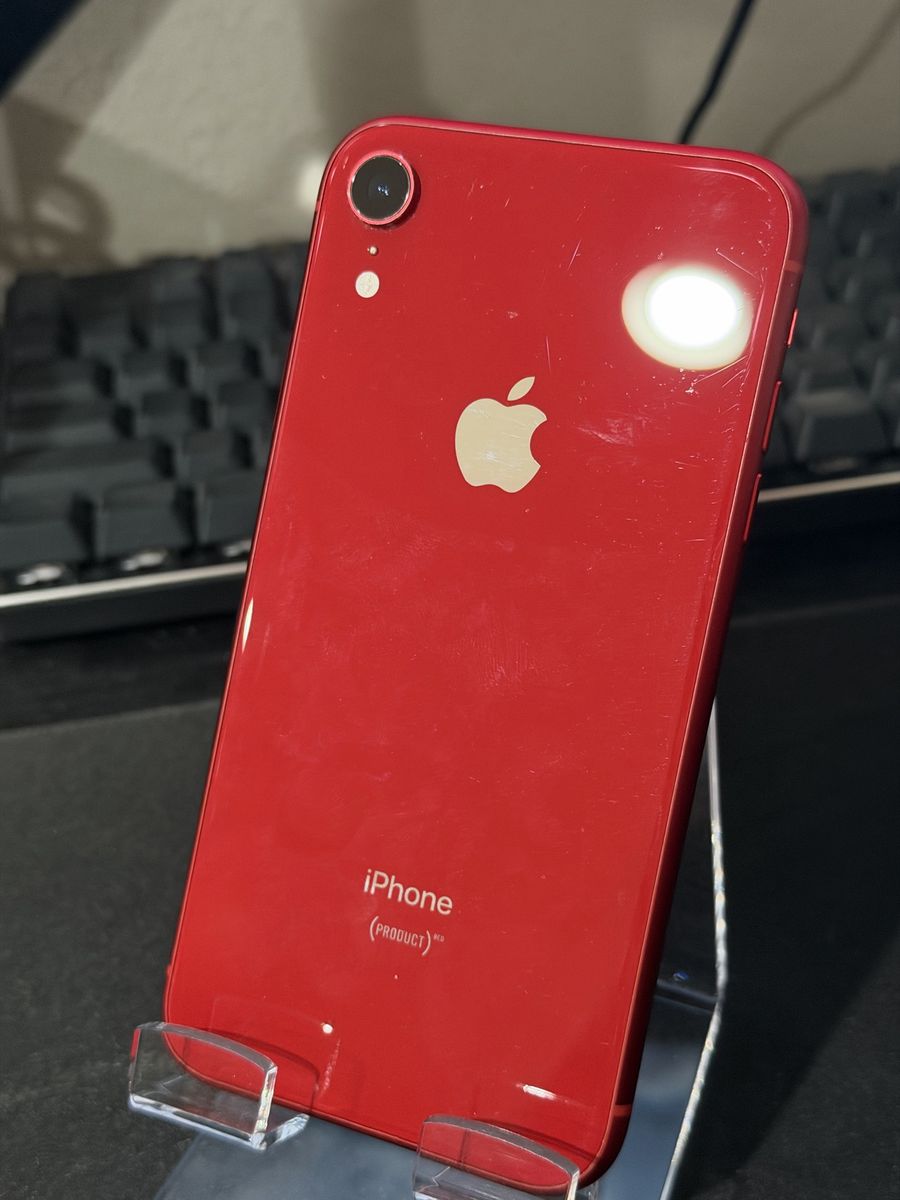 iPhone XR (Red) – FOR PARTS / NOT WORKING
