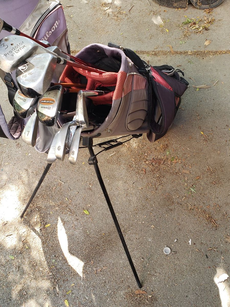 Lefty set, Wilson and Dunlop Golf Club Set with Stand Bag. 