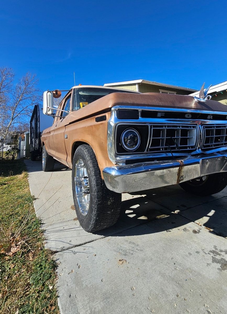 1976 Ford F-350 