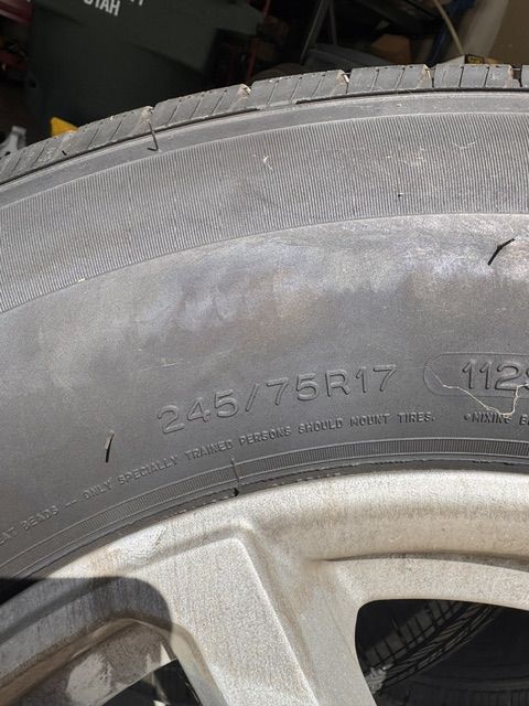Main image 3