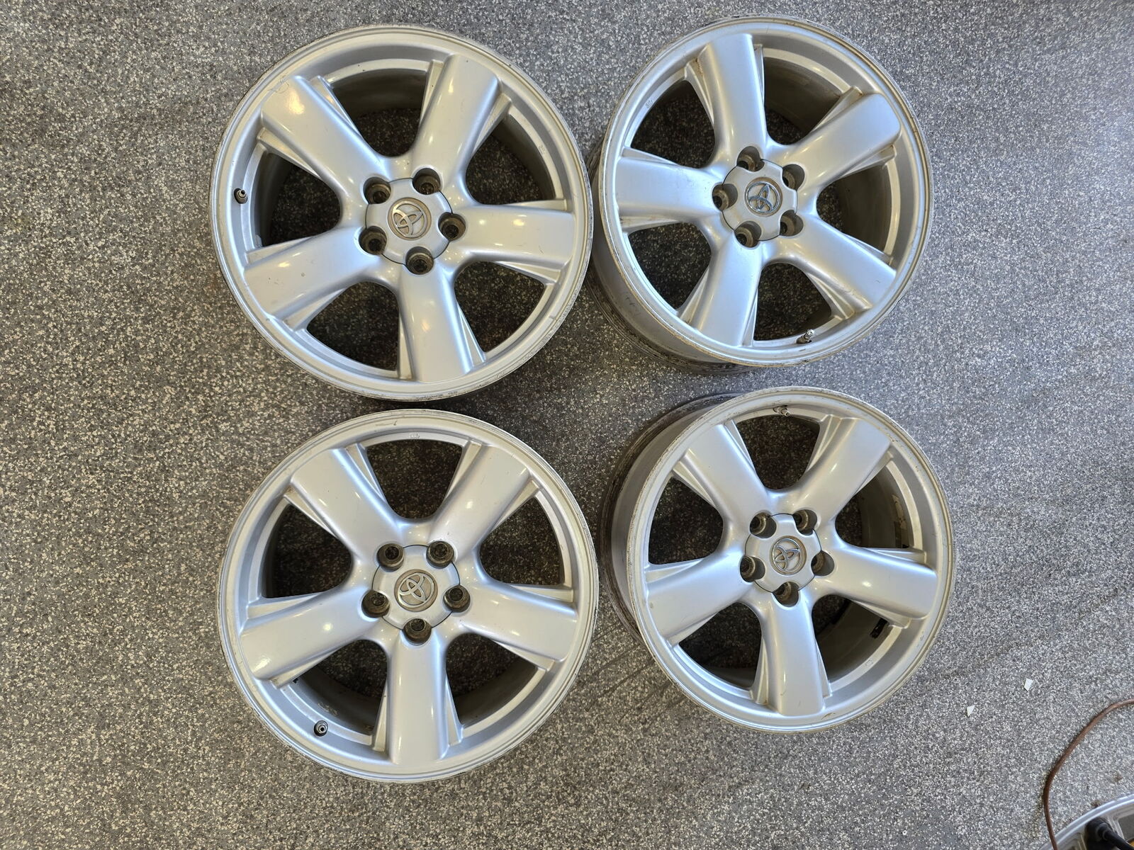 Toyota Tacoma X-runner wheels