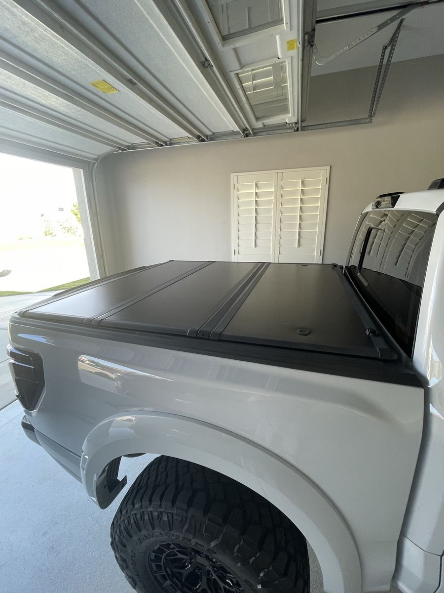 Hard Tri-Folding Truck Bed Cover