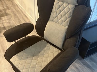 Black & Grey Fabric Executive Office Chair with Footrest - Swivel & Recline Function