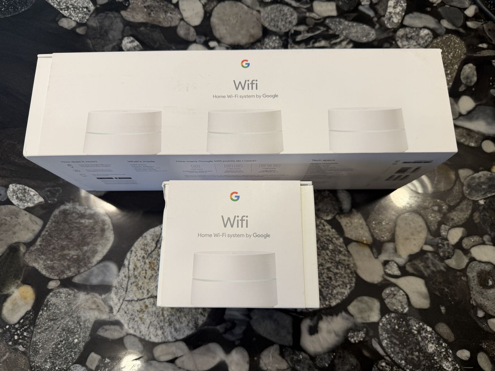 Google Wifi, 4x Access Points, like new in factory packing, cost $275