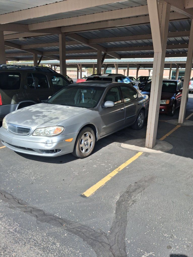 2000 Infiniti I30 