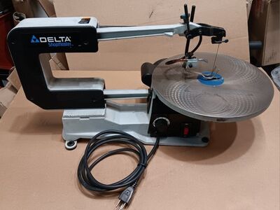 DELTA Shopmaster 16-Inch Variable Speed Scroll Saw