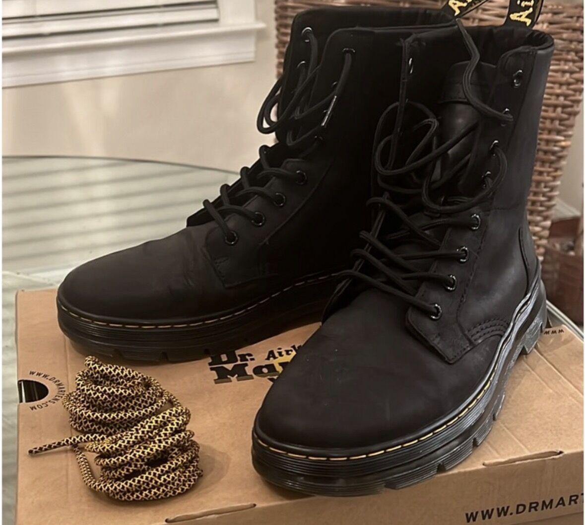 Brand new Dr Martins men’s size 10