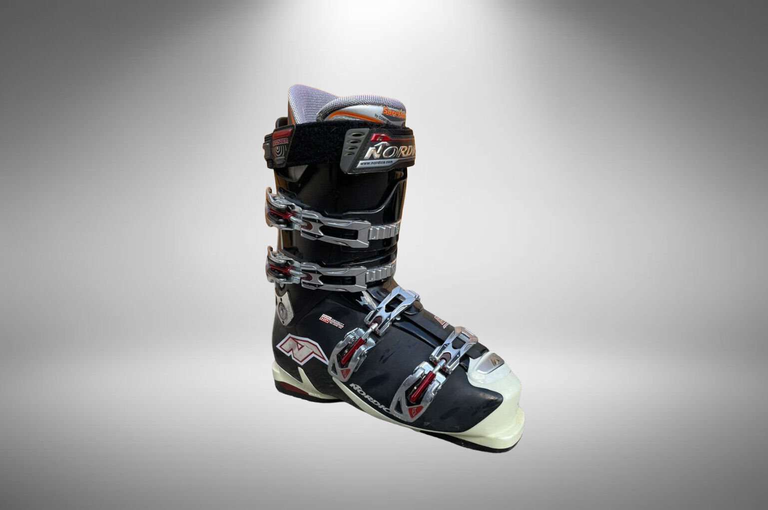 Nordica SKi Boots - US Men's size 8.5