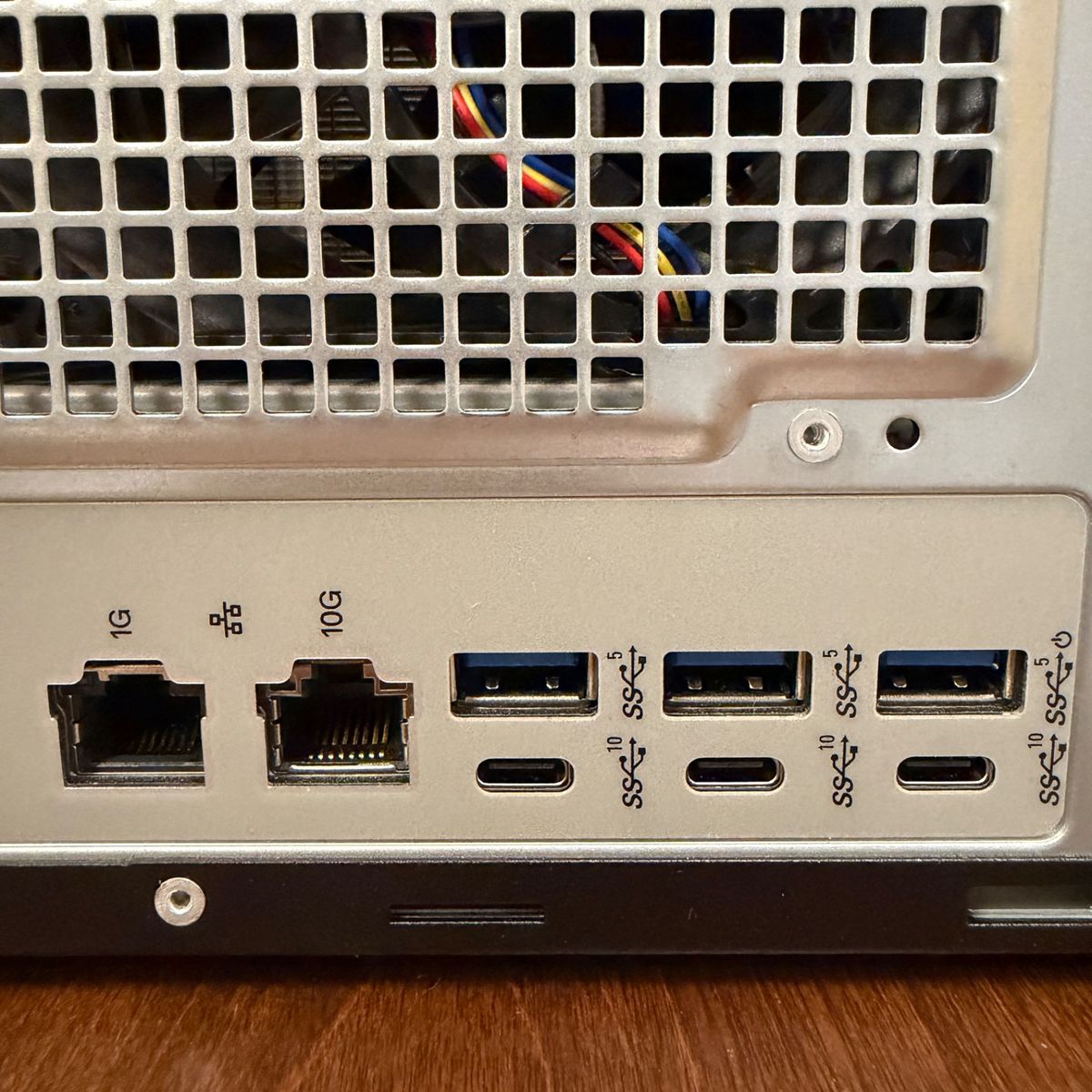 Main image 6