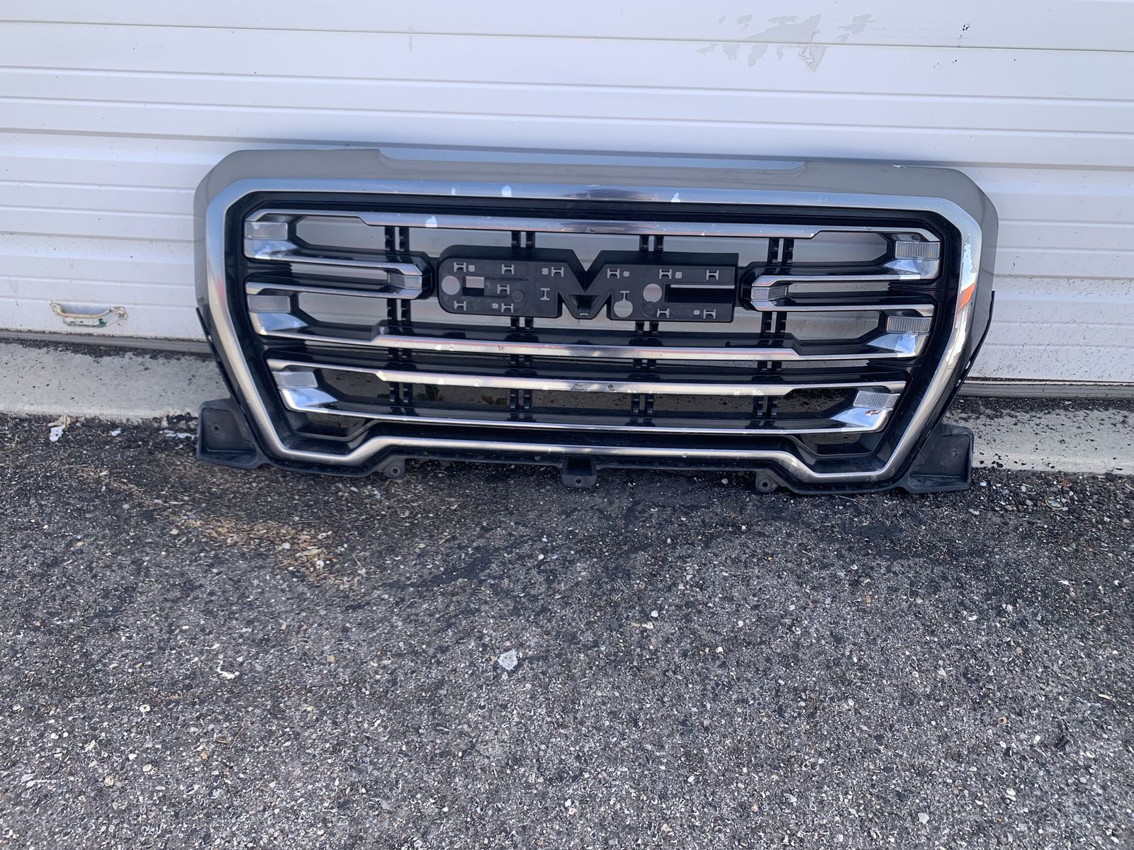 2019-2020 GMC Sierra 1500 AT4 Front Grille Gray