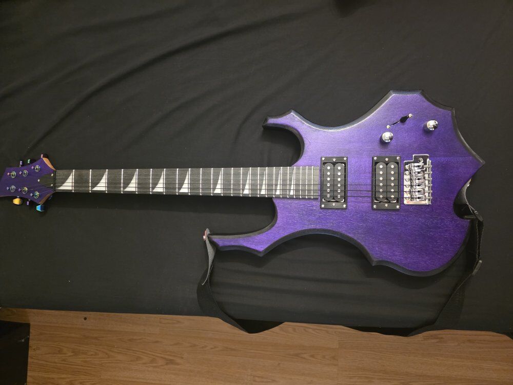 6 string guitar