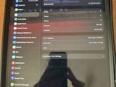 Apple iPad Pro 3rd Gen 13 w/ Otterbox case