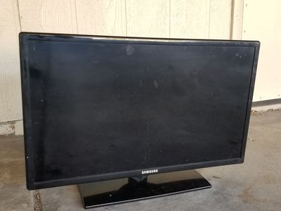 Samsung 24 inch TV