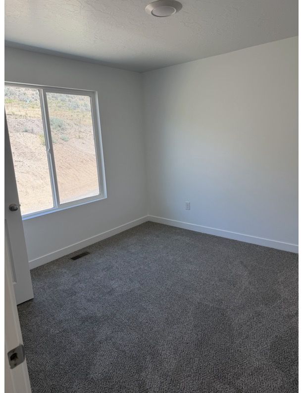 Main image 8