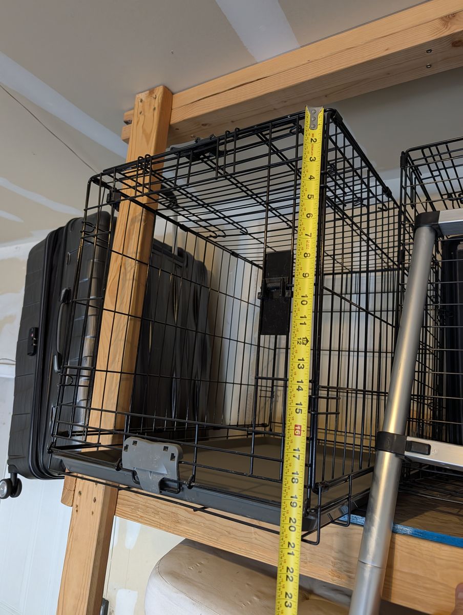 Dog Kennel, 3 available, 1 large 2 small