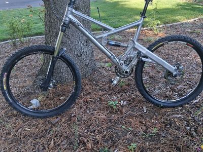 2004 Cannondale Gemini 2000 downhill race bike