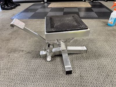 Motosport Products P12 dirt bike stand - Like new