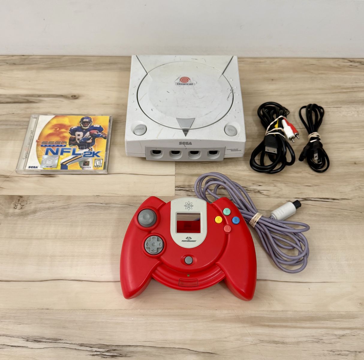Sega Dreamcast Bundle W/ Controller
