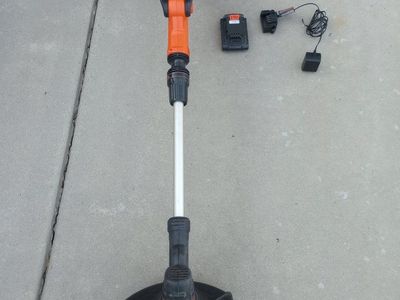 Black and Decker cordless battery operated trimmer