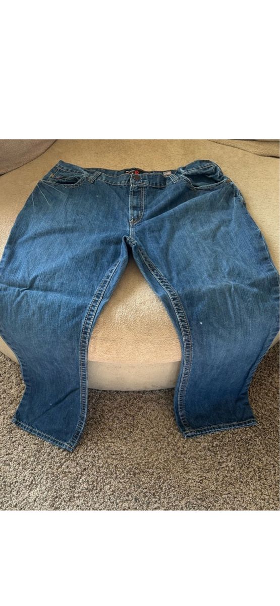Ariat Men's M4 Relaxed Boot Cut Jeans, Blue Denim, Size 42 Regular (32x42). 100% Cotton
