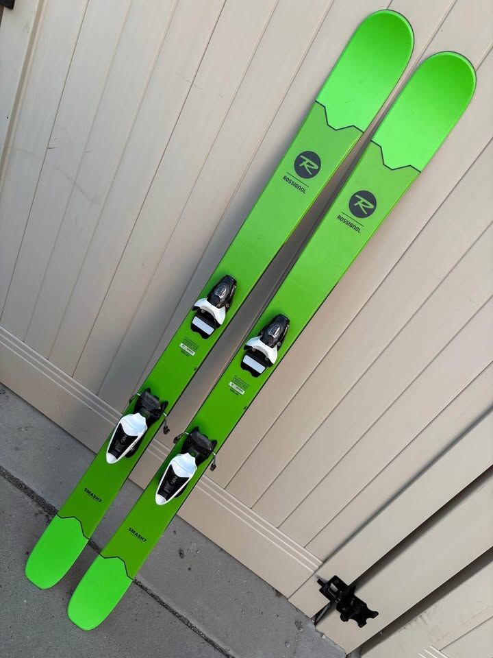 Rossignol Smash 7 with NX7 bindings size 150 skis $180 cash/venmo in Draper