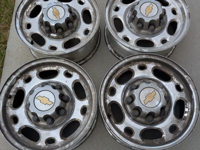 2004 Duramax aluminum wheels