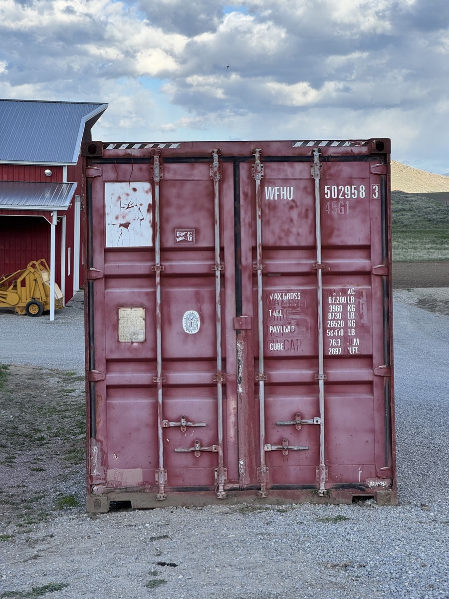 Two 40' High cube Connexes