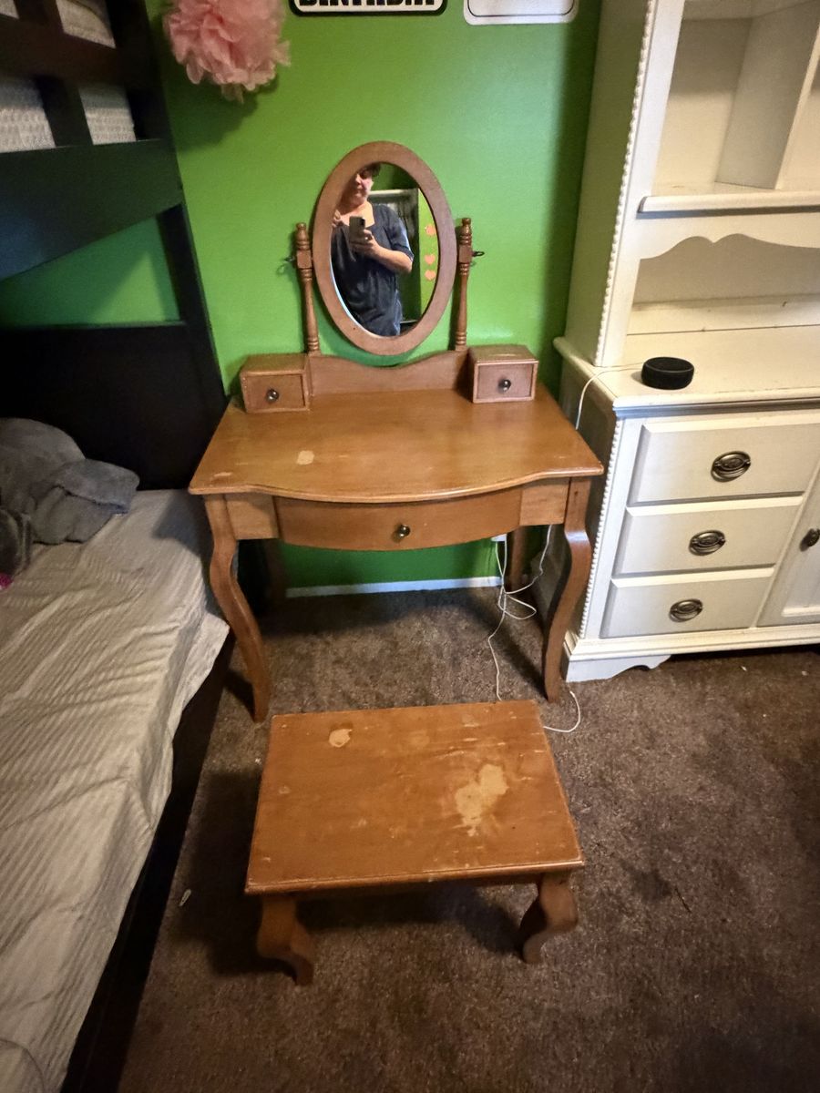 Wooden Vanity Desk with Oval Mirror and Matching Stool - Used