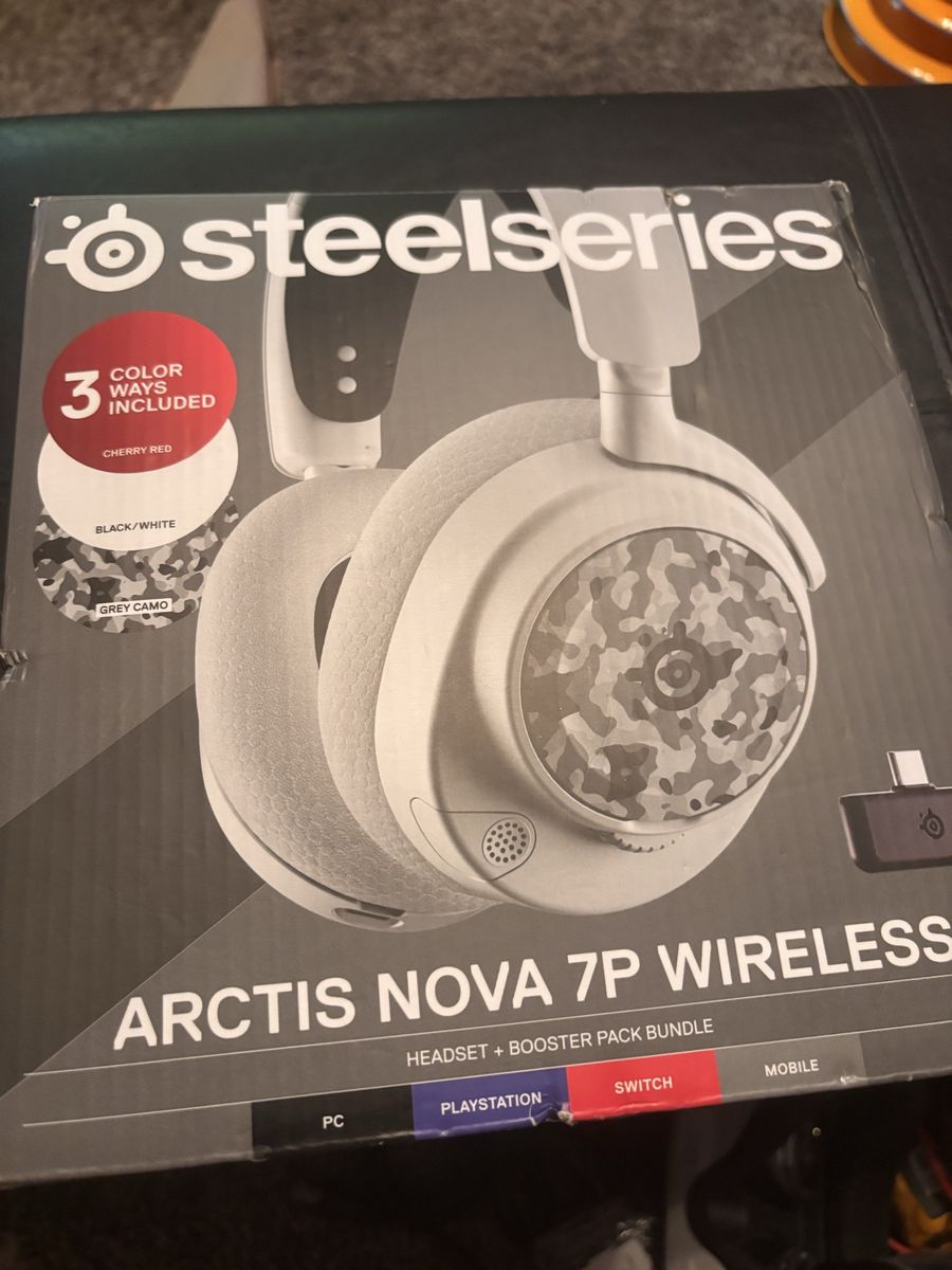Nice new headphones in the box!  Seriously these are still wrapped in the original packing!  Perfect for your gaming needs