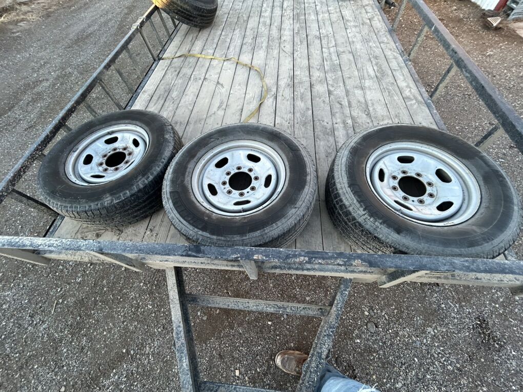 4 Michelin 265/70-17 Tires On 8x170 Wheels