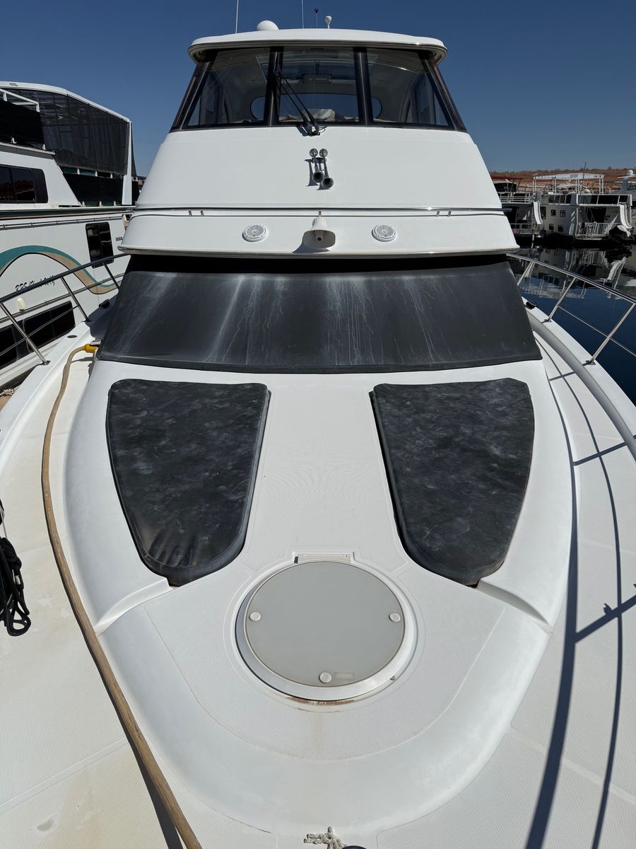 Main image 30