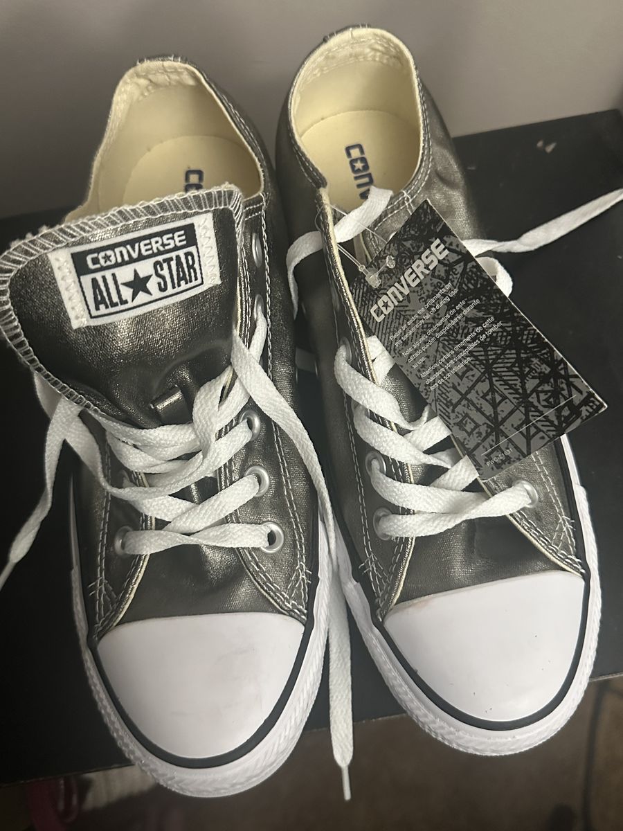 New men converse size 9