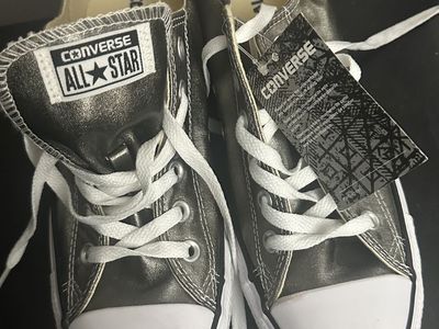 New men converse size 9