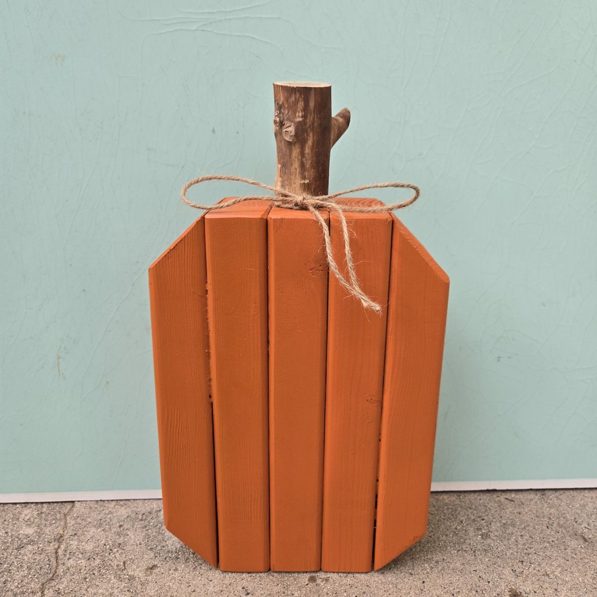 Main image 3