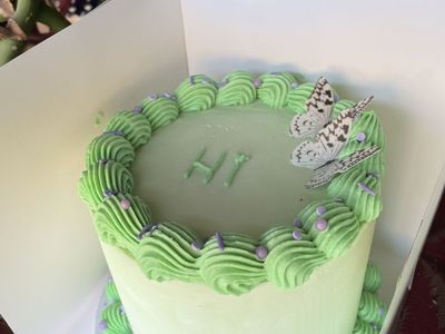 Custom Cake Birthday cake cupcakes
