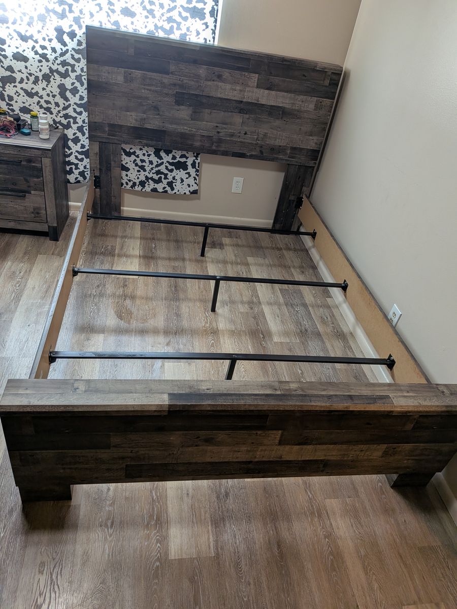 Queen size dark grey wooden bedframe 