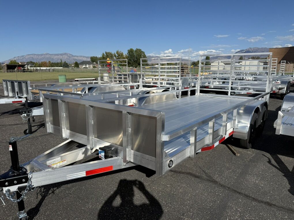 26 Baughman 83x17 Tandem Aluminum Itility